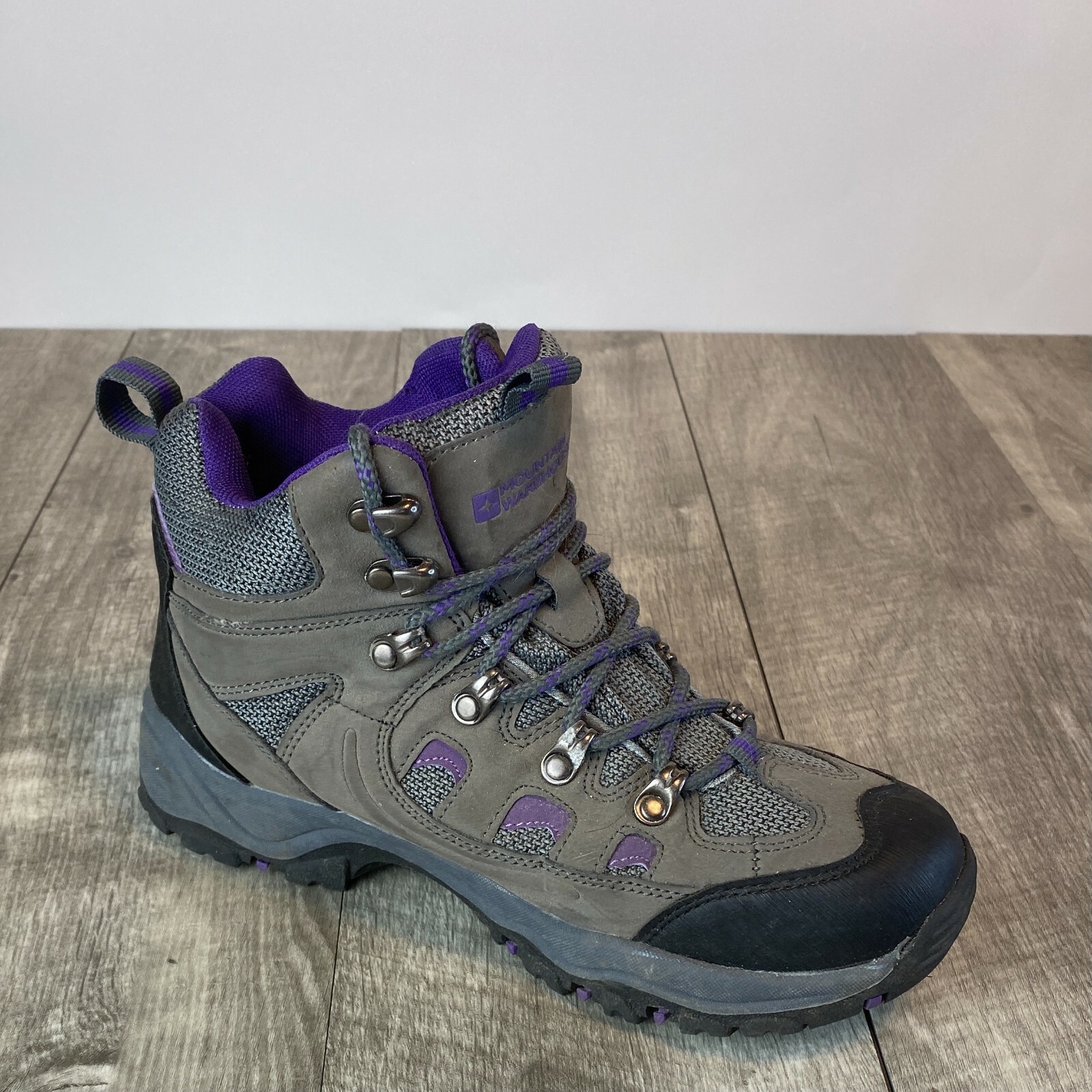 Купить Ботинки Mountain Warehouse Womens 6 Lace-Up Hiking Boots Gray/PurpleUK 4/EUR 37, цена 4 164 руб — (154572479702)